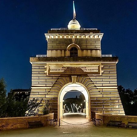 Dolcevita Ponte Milvio Róma Kültér fotó